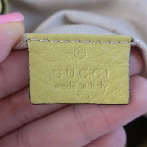 como saber gucci original|gucci serial number tag.